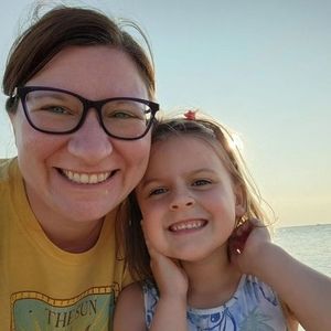 Meet your Posher, Stephanie